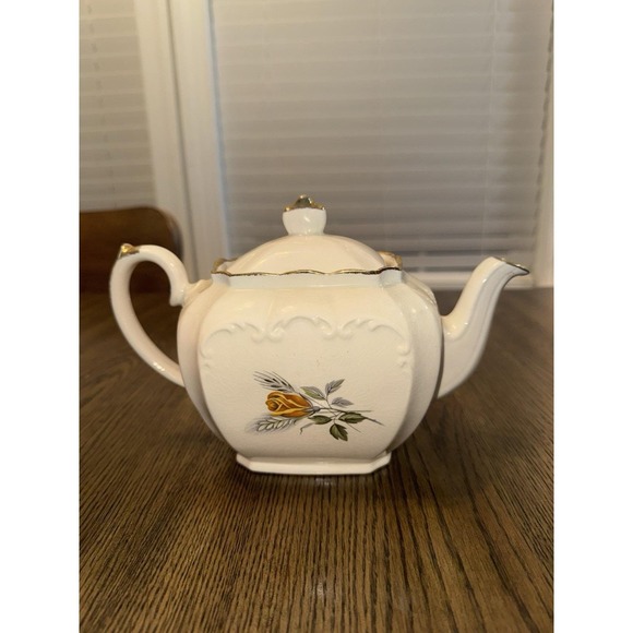 Vintage Sadler Rose Cube Teapot With Lid. England Made- Rare